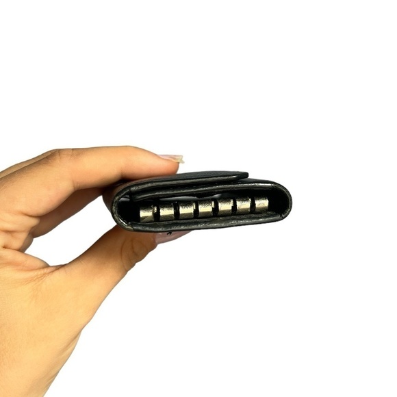 PRADA Authentic Key holder - Picture 4 of 6